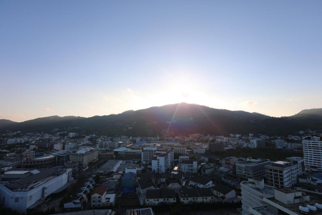 Patong Tower Excellence Pta 2025 Apartment Luaran gambar