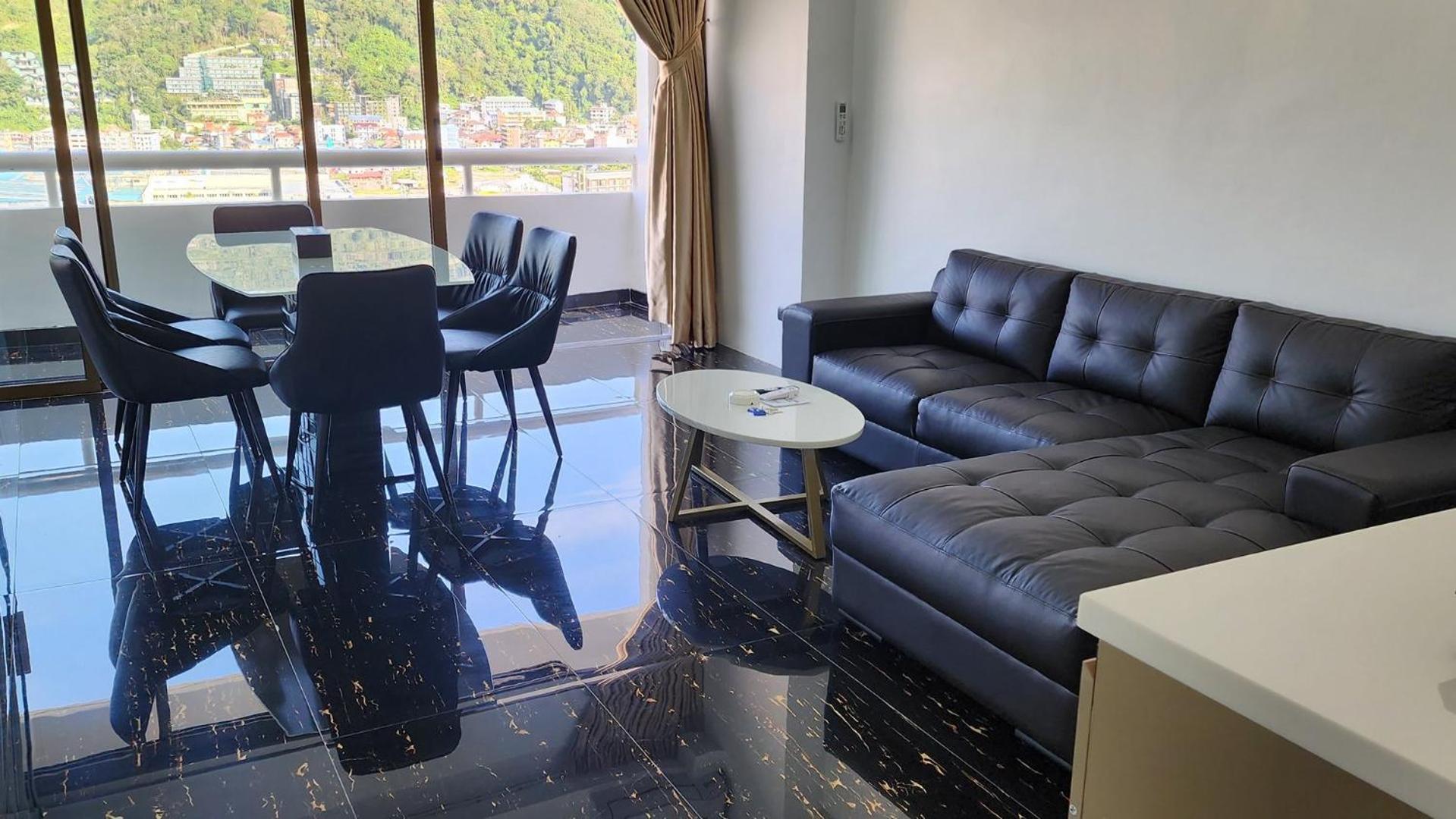 Patong Tower Excellence Pta 2025 Apartment Luaran gambar