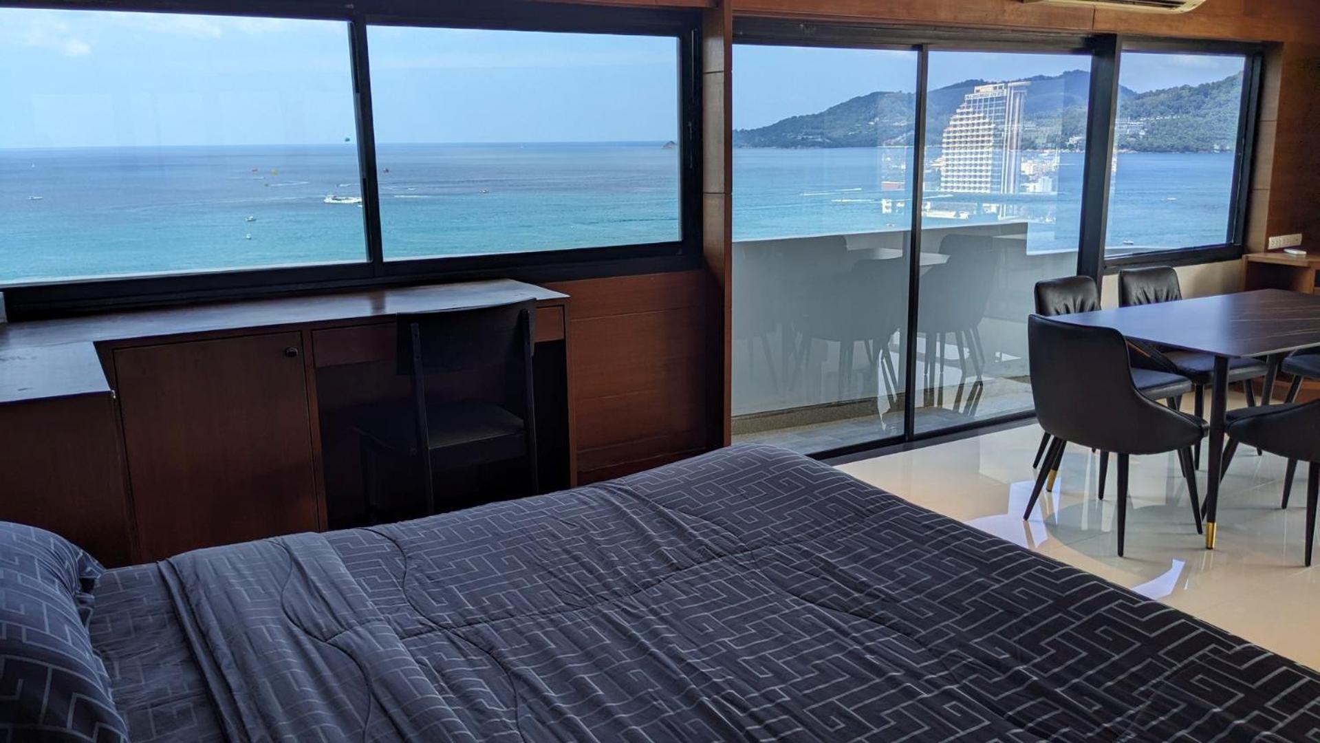 Patong Tower Excellence Pta 2025 Apartment Luaran gambar
