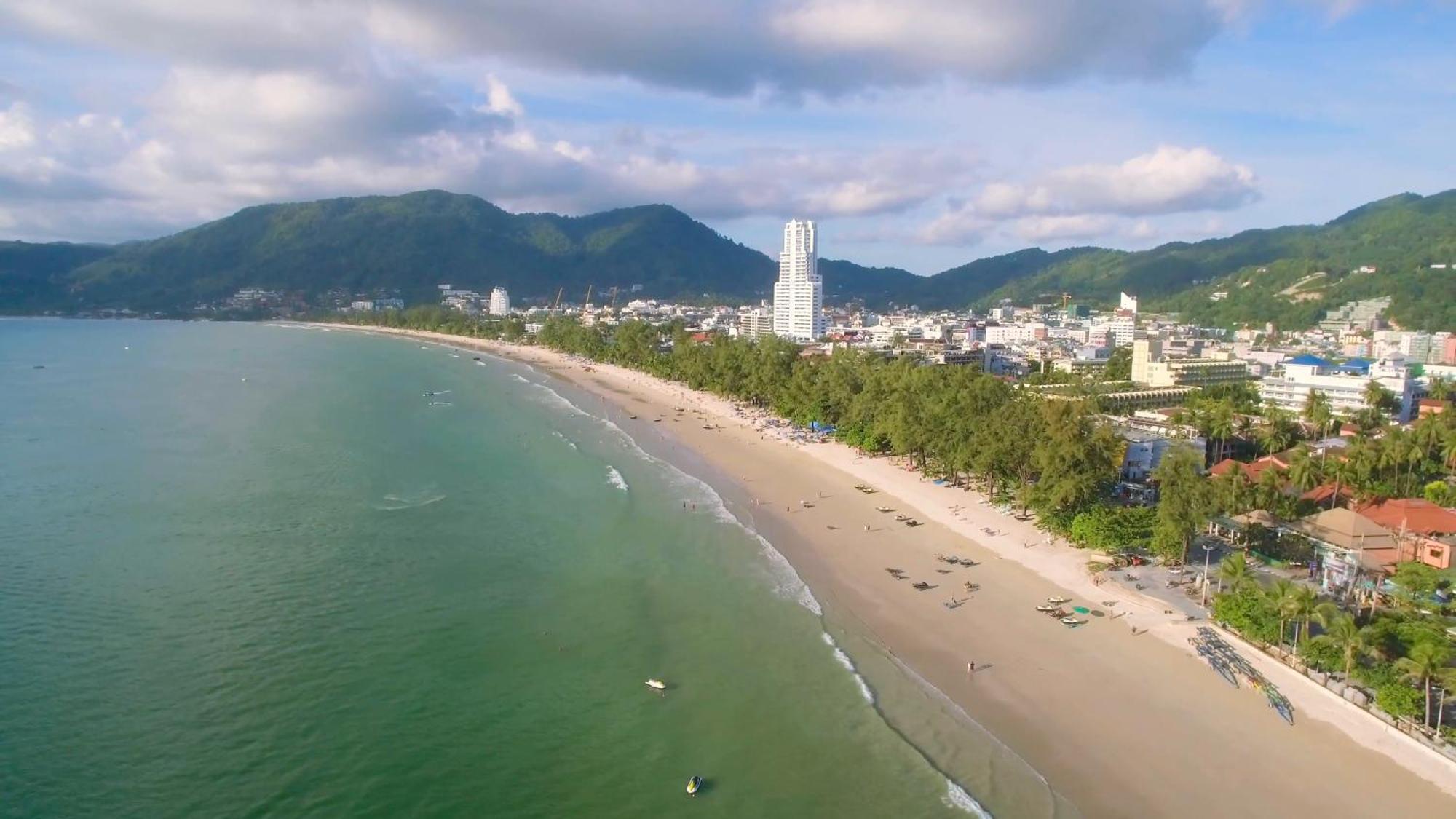 Patong Tower Excellence Pta 2025 Apartment Luaran gambar